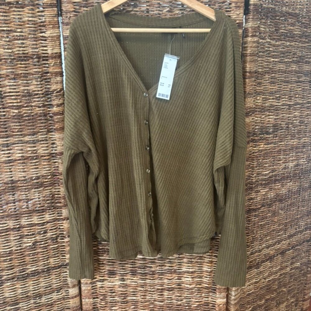 Urban Outfitters Green Ribbed Button-Up Cardigan Sweater Size L NWT